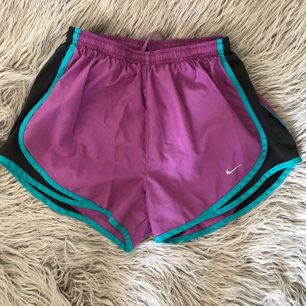 Nike classic tempo running shorts